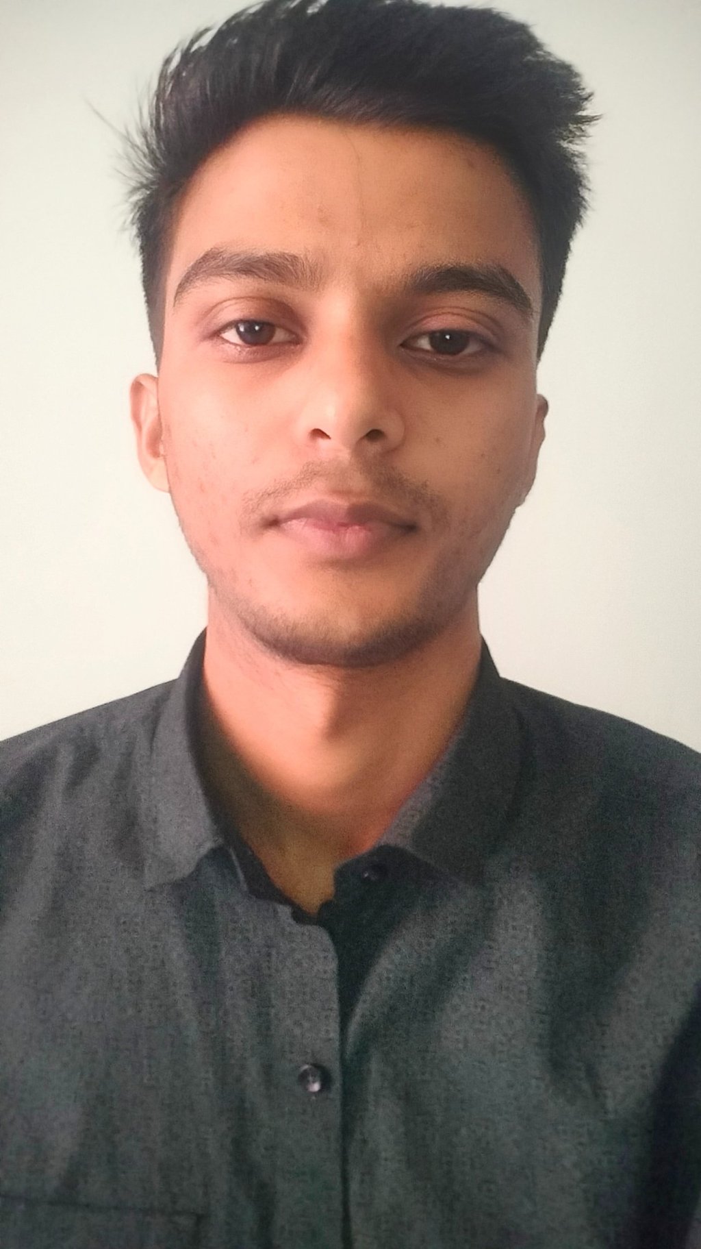 Blumzy Founder.jpg Aashutosh Raj Sah